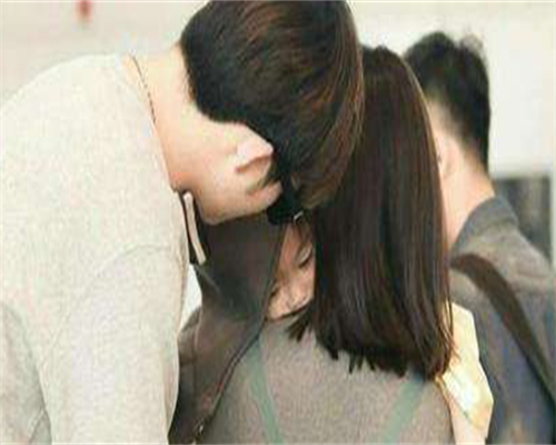 高成功率代孕机构,女性卵巢有积水在广州医院做三代试管婴儿的费用是不是很